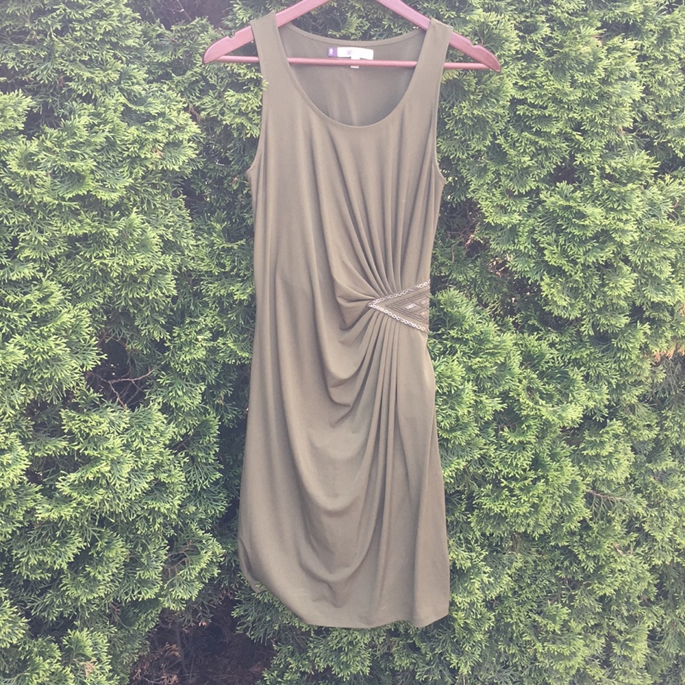 Green body-con dress